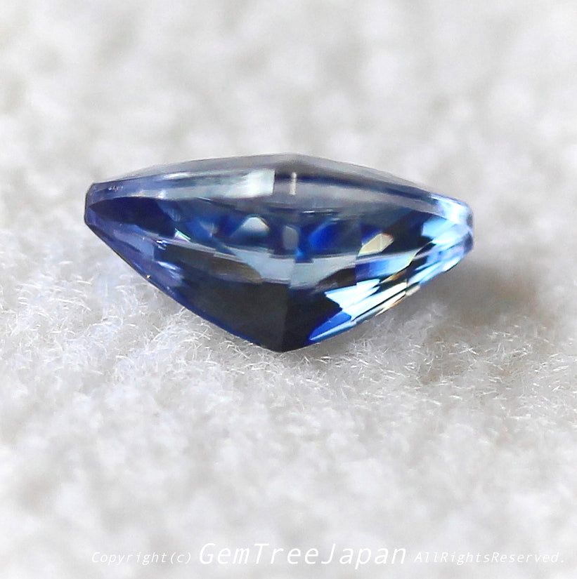 さすがベニト&トリリアント❗️贅沢なボリュームと贅沢な輝き✨ベニトアイト0.44ct💎