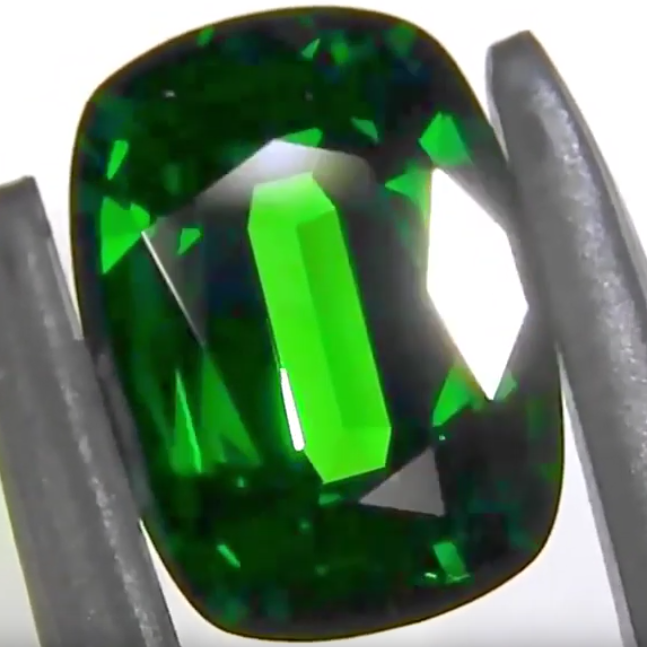 ツァボライト2.132ct✨アディダス作品✨12/8 Live配信商品💎🌳⚡️