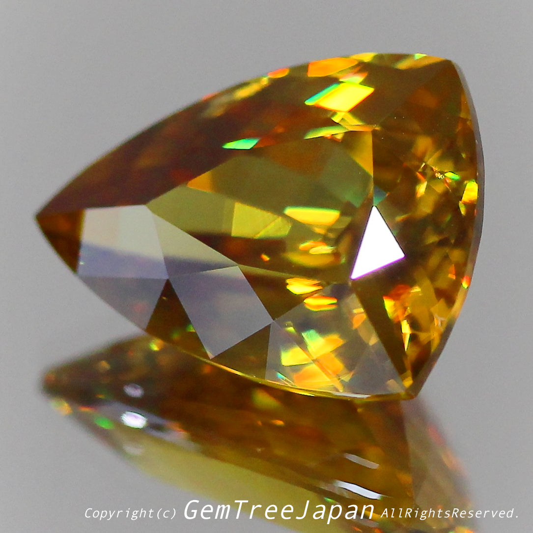 今現在では最後のアディダス監督作品💎マダガスカル産スフェーン5.23ct✨もともとは「10ctアップのクッション」から生まれ変わった逸品👏夏休み期間中だけの特別な価格でご紹介です