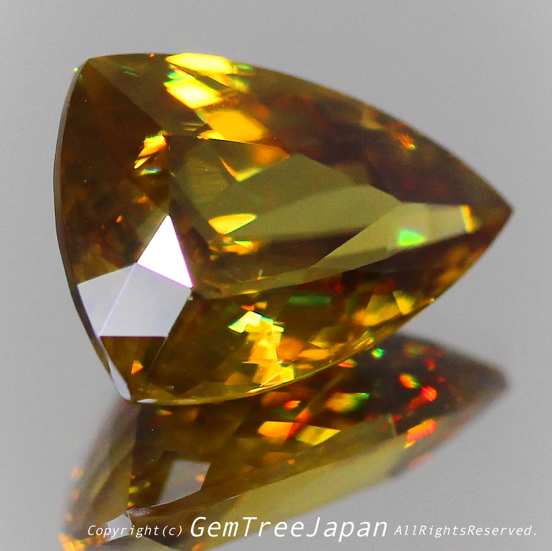 今現在では最後のアディダス監督作品💎マダガスカル産スフェーン5.23ct✨もともとは「10ctアップのクッション」から生まれ変わった逸品👏夏休み期間中だけの特別な価格でご紹介です