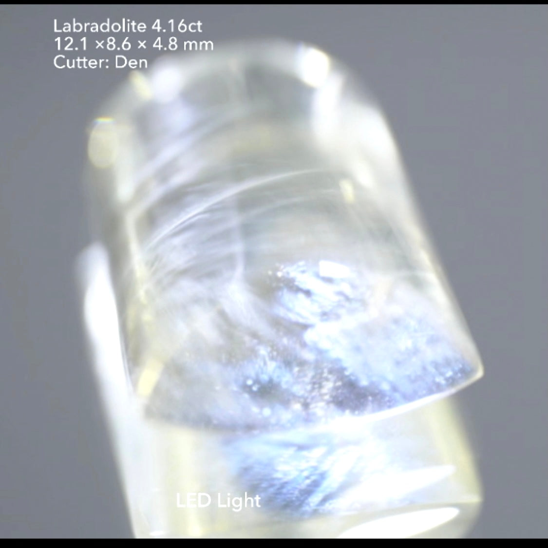 縞模様インクルージョンが印象的ラブラドライト4.16ct★デンちゃん(社長)作品👍GTJ名物【HPオークション】こちらはクーポンはごめんなさい🙏
