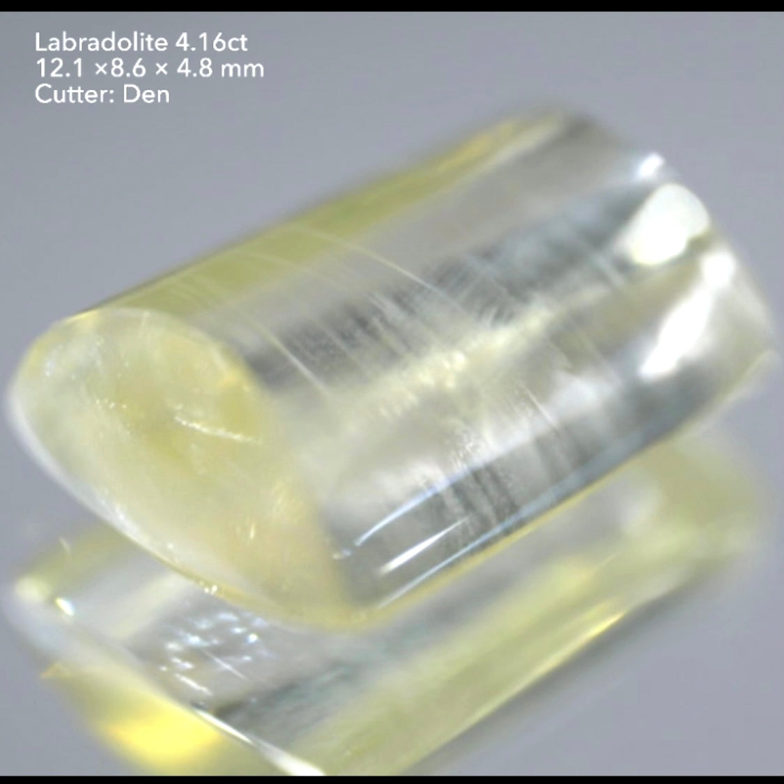 縞模様インクルージョンが印象的ラブラドライト4.16ct★デンちゃん(社長)作品👍GTJ名物【HPオークション】こちらはクーポンはごめんなさい🙏