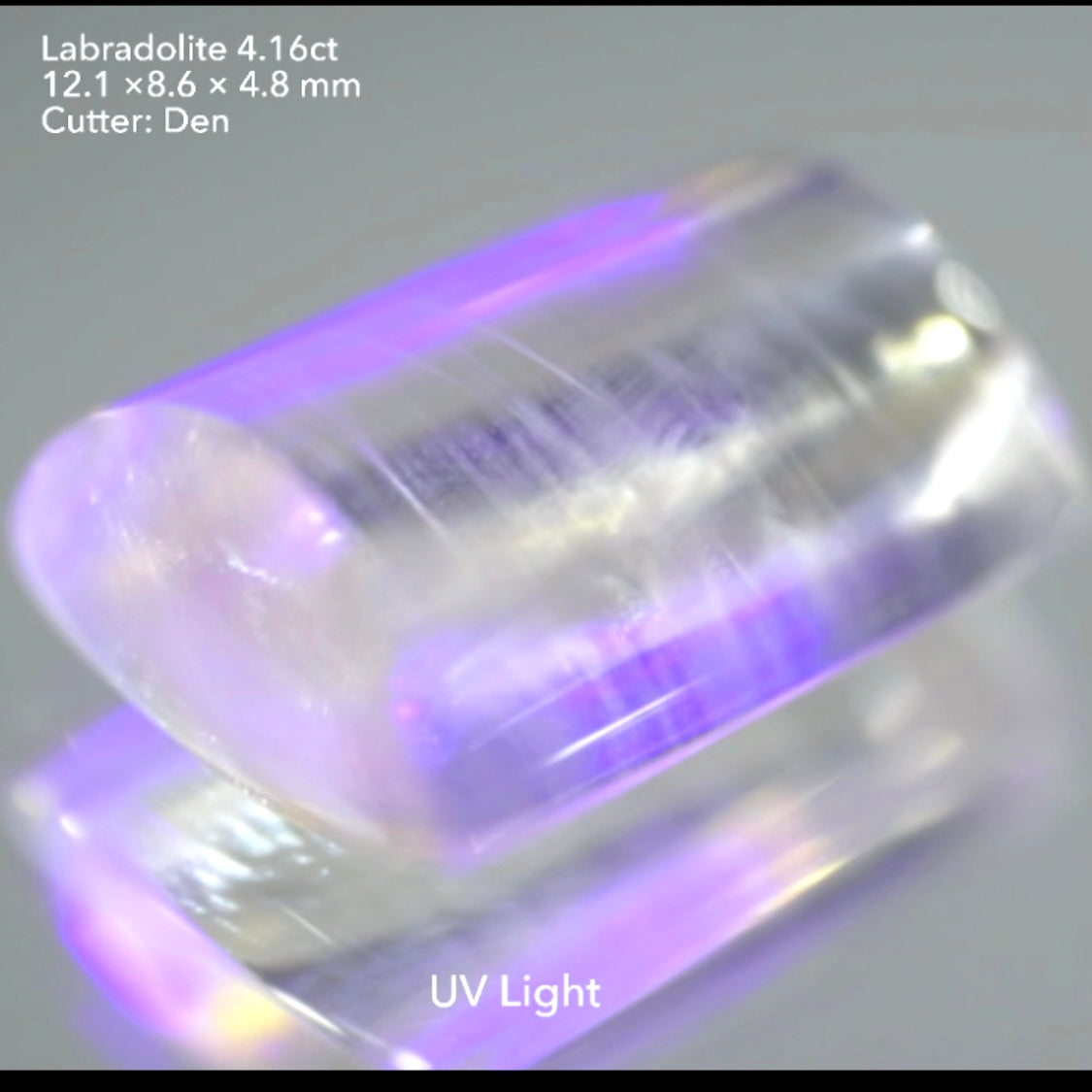 縞模様インクルージョンが印象的ラブラドライト4.16ct★デンちゃん(社長)作品👍GTJ名物【HPオークション】こちらはクーポンはごめんなさい🙏