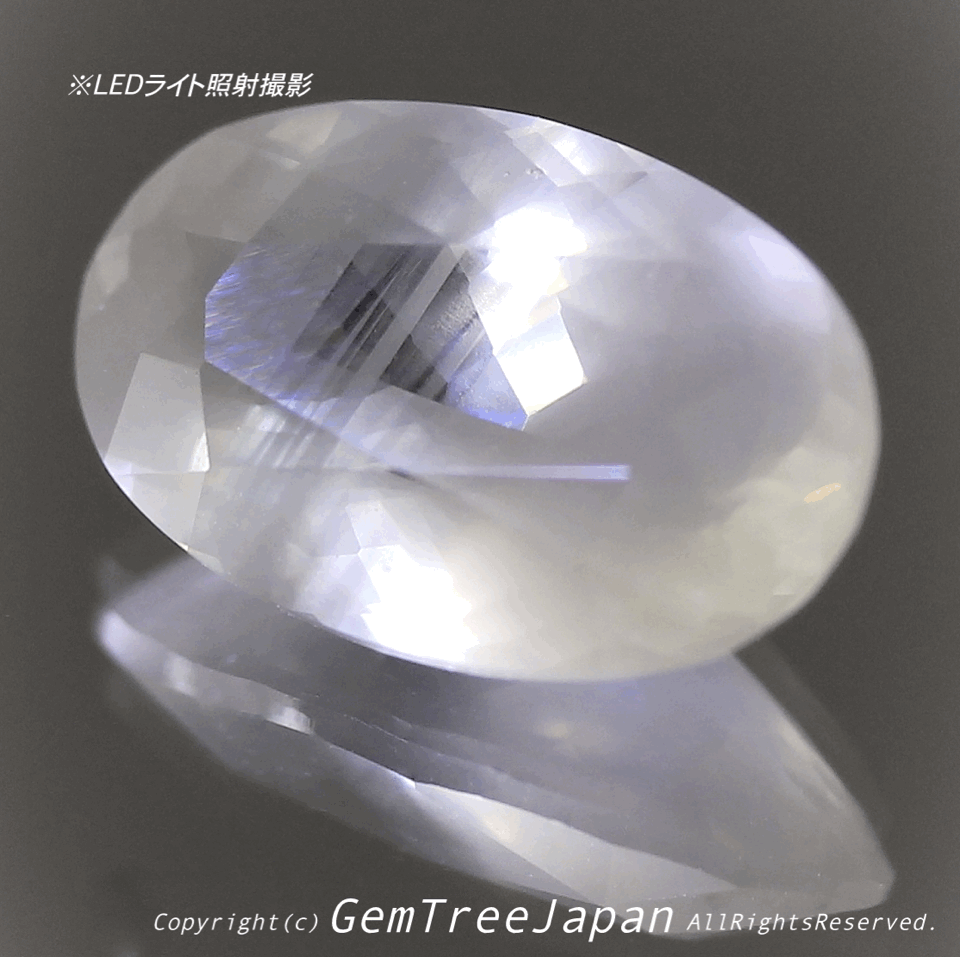 ムーンストーンのような煌きを秘めた4.335ct✨“ちょっとシルキー”な感じが魅力的な非加熱サファイア特集✨専門店ならではのラインナップで開催中の“サファイア祭り”✌️こちらはナント!オークションです🎶11日「22時10分終了」となります⏰