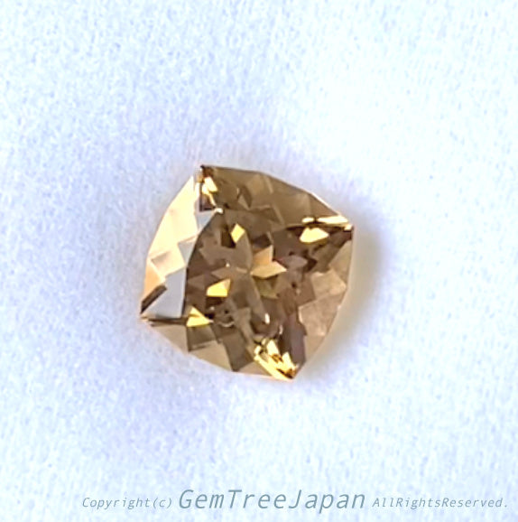 煌く透明感が綺麗なシトリン4.55ct💎今度は“ファンシークッション”✨