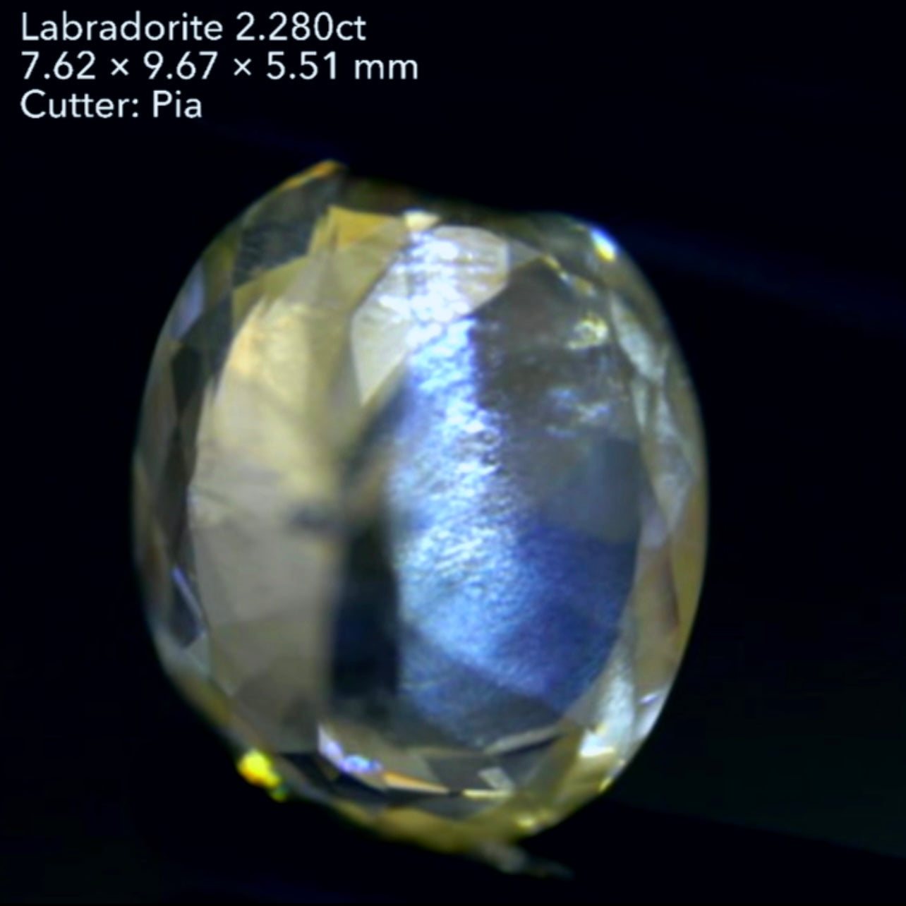 『溶けない氷河感』独特の雰囲気を楽しむラブラドライト2.280ct💎ピアッちゃん作品👍GTJ名物【HPオークション】こちらはクーポンはごめんなさい🙏