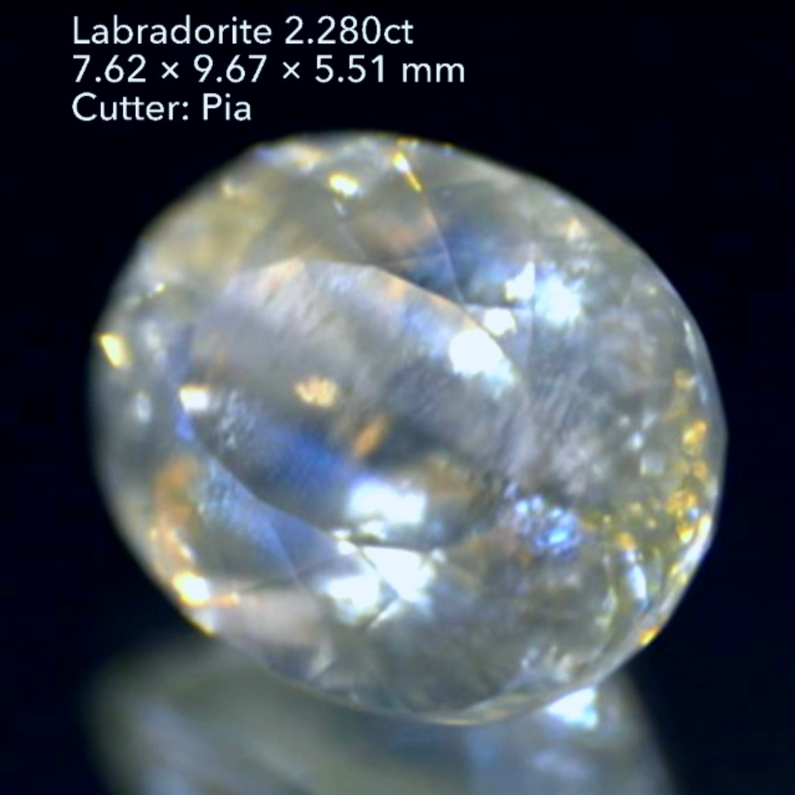 『溶けない氷河感』独特の雰囲気を楽しむラブラドライト2.280ct💎ピアッちゃん作品👍GTJ名物【HPオークション】こちらはクーポンはごめんなさい🙏
