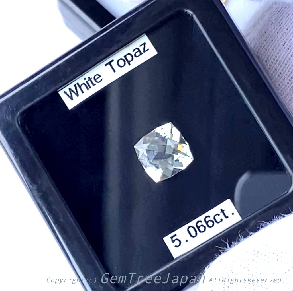 【LIVE配信商品】煌く透明感が綺麗なホワイトトパーズ5.066ct💎今度は“ファンシークッション”✨
