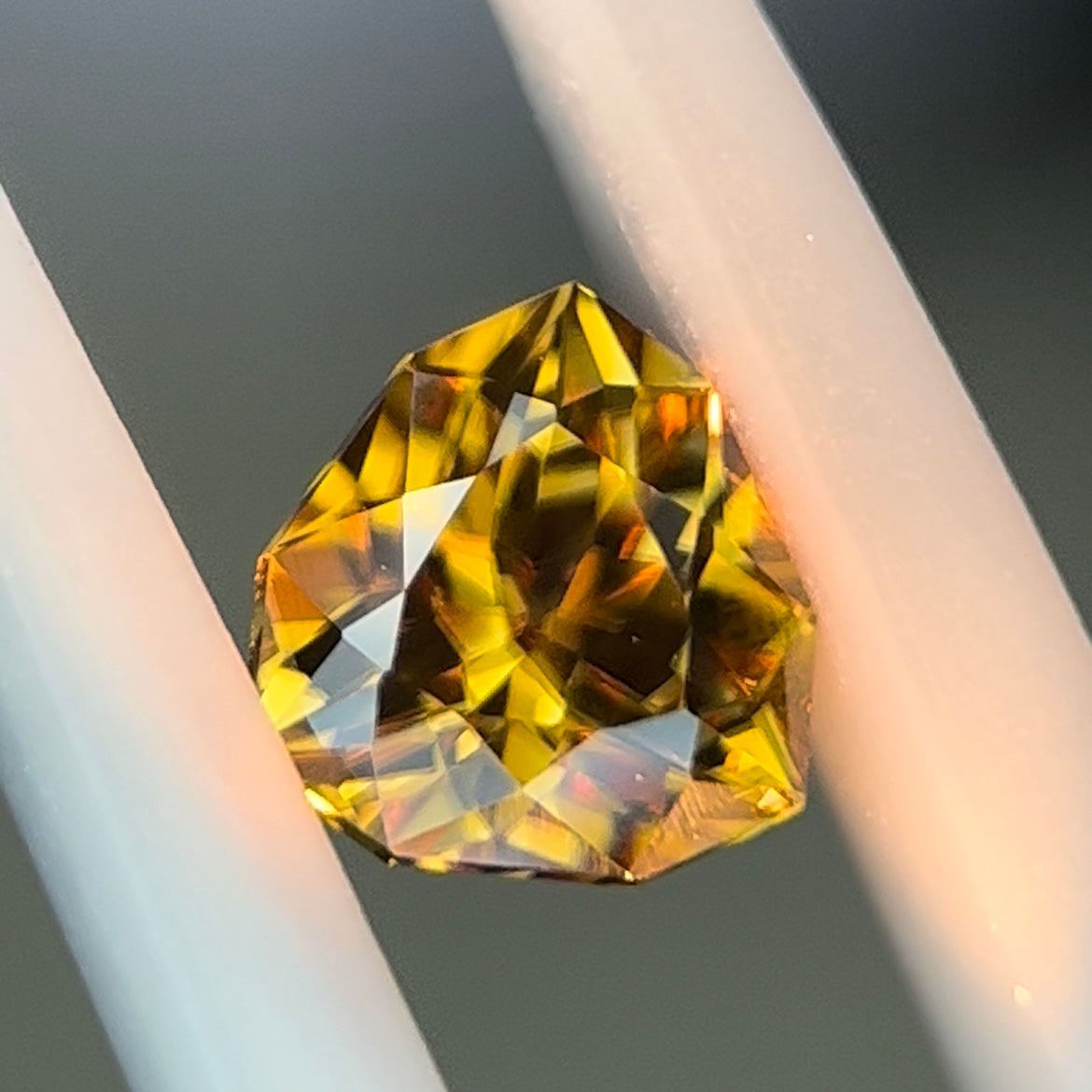 ジルコン 0.82 ct レイちゃん作品 ユサコレ放出品🦐