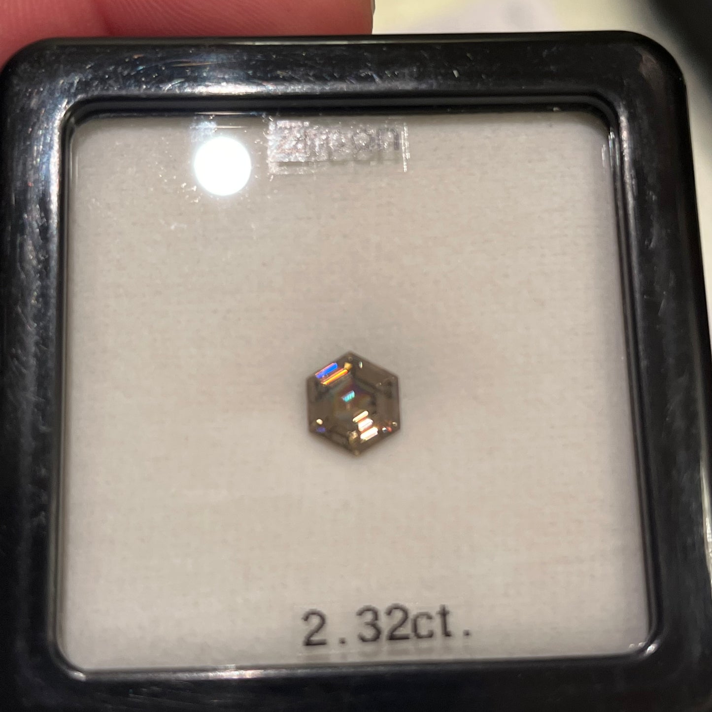【お客様専用】ジルコン 2.32 ct 六角形 ピアっちゃん作品 ユサコレ放出品🦐