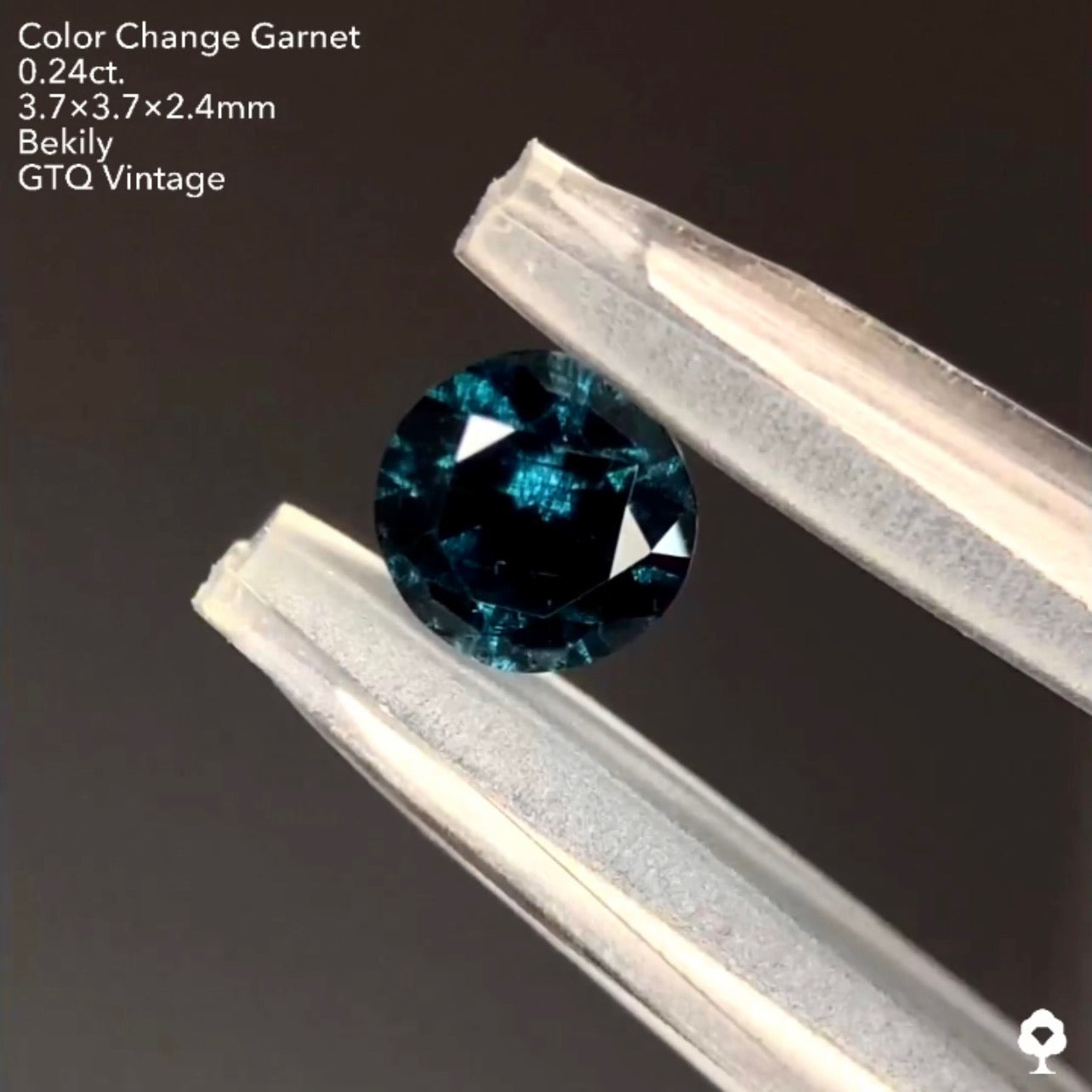 No20.🌕趣高めインディゴ系ブルー🦋ベキリー(カラーチェンジ)ガーネット0.24ct❤️🔥全サイトで販売スタートLive💎✨❤️🔥🔦