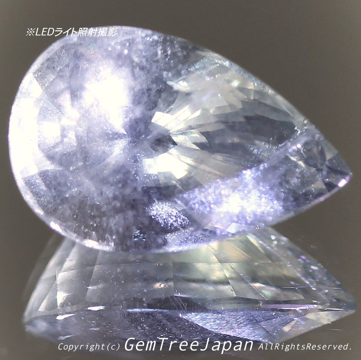 抜群の蛍光反応を楽しめる大粒6.013ct✨“ちょっとシルキー”な感じが魅力的な非加熱サファイア特集✨専門店ならではのラインナップで開催中の“サファイア祭り”✌️こちらはナント!オークションです🎶11日「22時15分終了」となります⏰