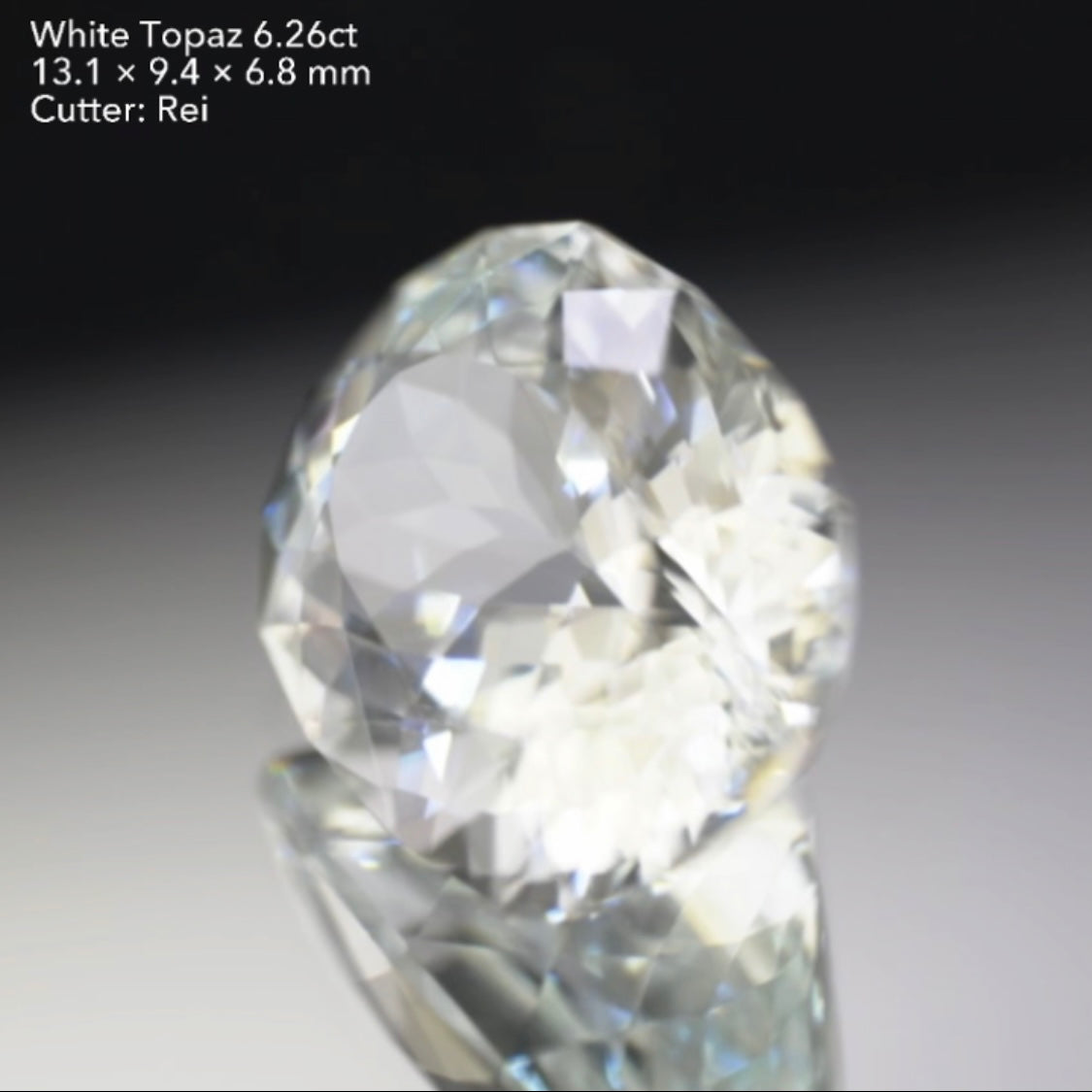 ファンシーカットのホワイトトパーズ6.26ct✨レイちゃん作品