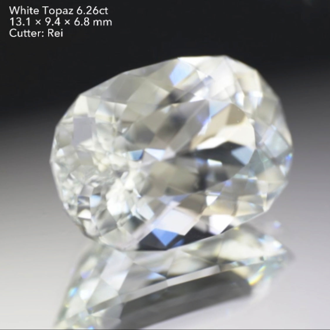 ファンシーカットのホワイトトパーズ6.26ct✨レイちゃん作品