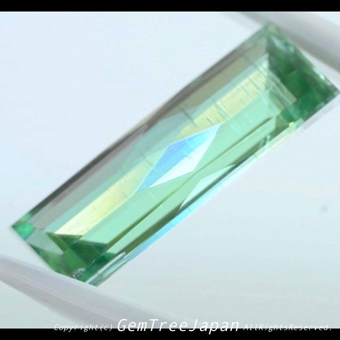 どこにもないゲオ先生カット✨綺麗なミントグリーンベリル6.340ct