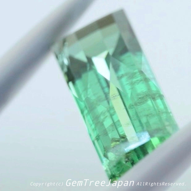 どこにもないゲオ先生カット✨綺麗なミントグリーンベリル6.340ct