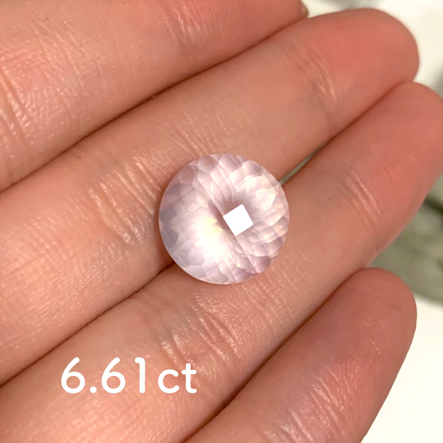 【動画紹介品】コチラは6.61ct🍀今朝届いたばかり🎶師匠作品⭐️眩(くらら)カットとローズクォーツの優しい雰囲気が超ラブリー💖