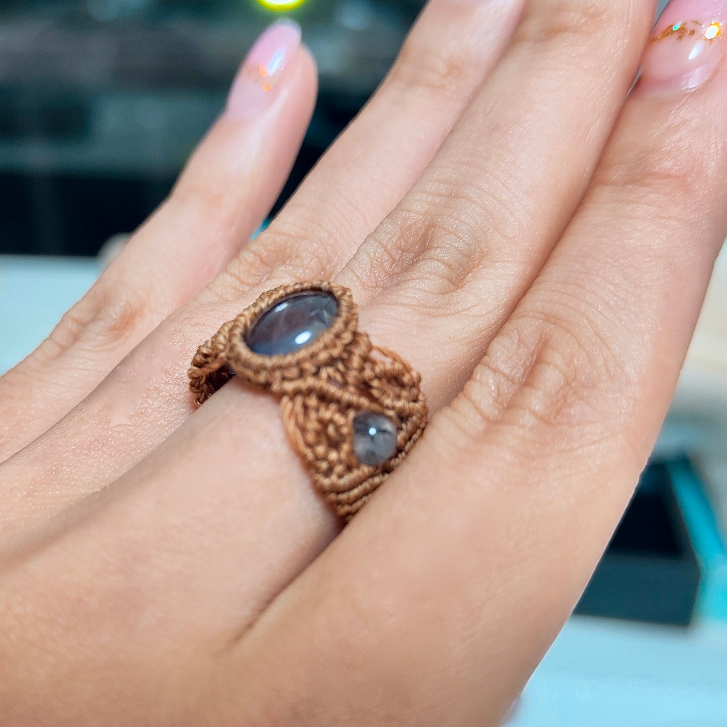 待望のリング誕生❣️お好みのサイズに仕上げます✨【watariさんマクラメ作品 】天然石と幅広デザインで手元をカッコよく✨アイオライト 2.42ct