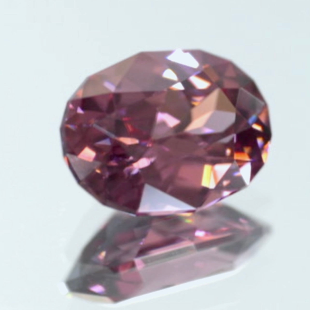 まるでマラヤガーネットのような“激レアピンク”ライトを当てればレッドジルコン1.504ct💎ピアッちゃん作品✨