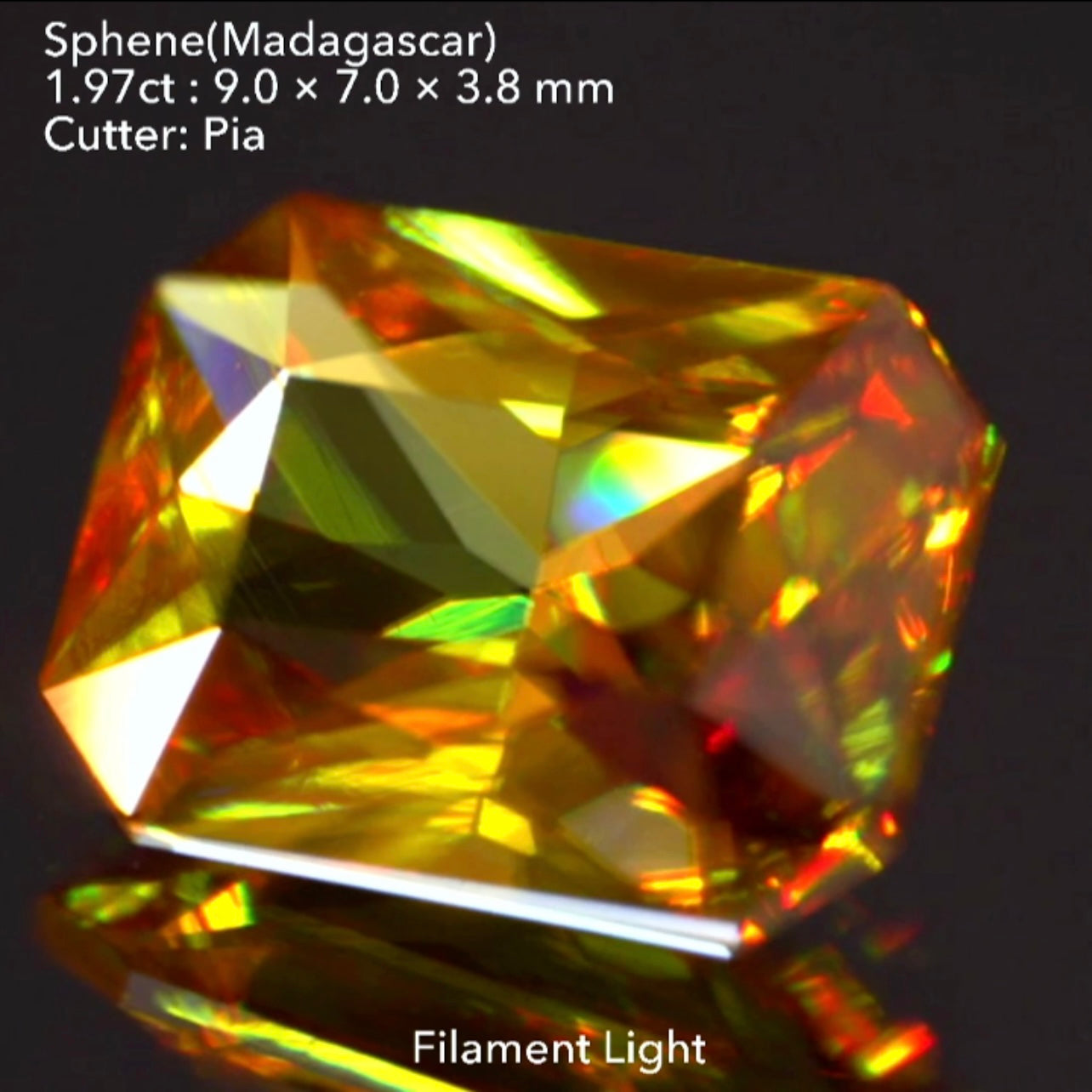 【SOLD OUT】この厚み・このカットだからこその輝き✨マダガスカル産スフェーン1.97ct💎ピアッちゃん作品🌈こちらはお問合せ一番乗り特価でご紹介です♪