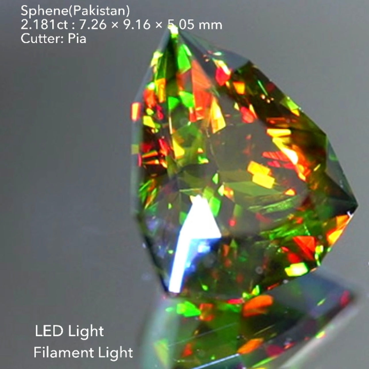 【まるでXmasツリー】パキスタンスフェーン2.181ct (マンダリンオリエンタル個展開催特別出品)