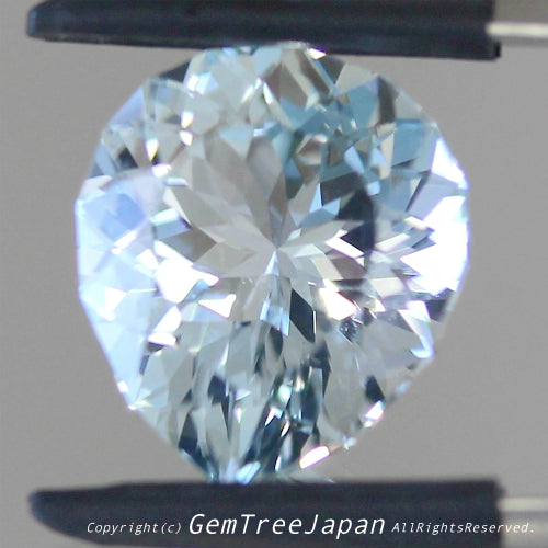 ブルートパーズ6.44ct✨師匠作品💎涼しげな煌き特集🎐