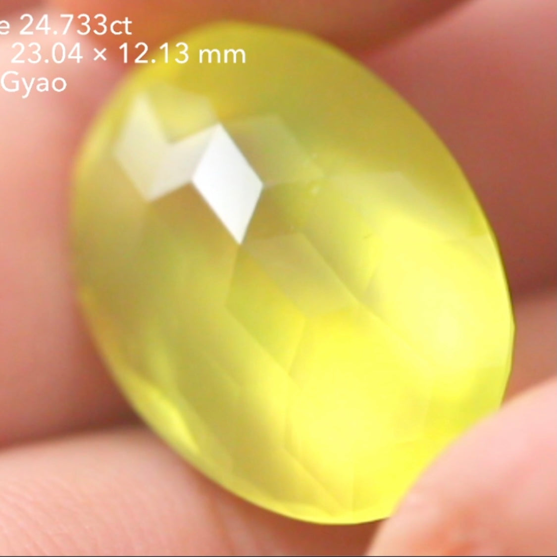 【SOLD OUT】傑作👏両面キューブの大粒イエロープレナイト24.733ct💎ゲオちゃん作品