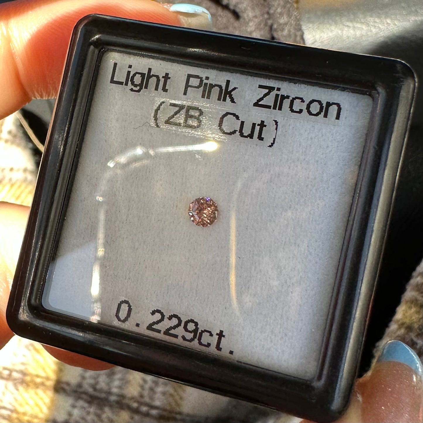 【お客さま専用ページ】ライトピンクジルコン0.229ct⭐️3/3ライブ紹介作品