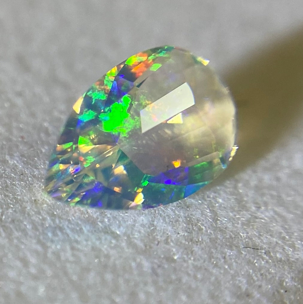 【キューブカット】メキシコオパール 0.365ct✨ゲオちゃん作品