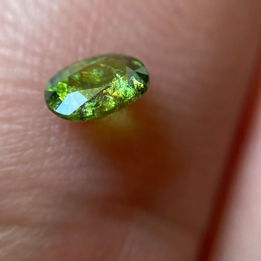 【“みどりの日”特別オークションその3】💖虹入🌈アイドクレース(ベスビアナイト)0.32ct☀️💎レイちゃん作品✨【5/1YouTubeライブご紹介作品】