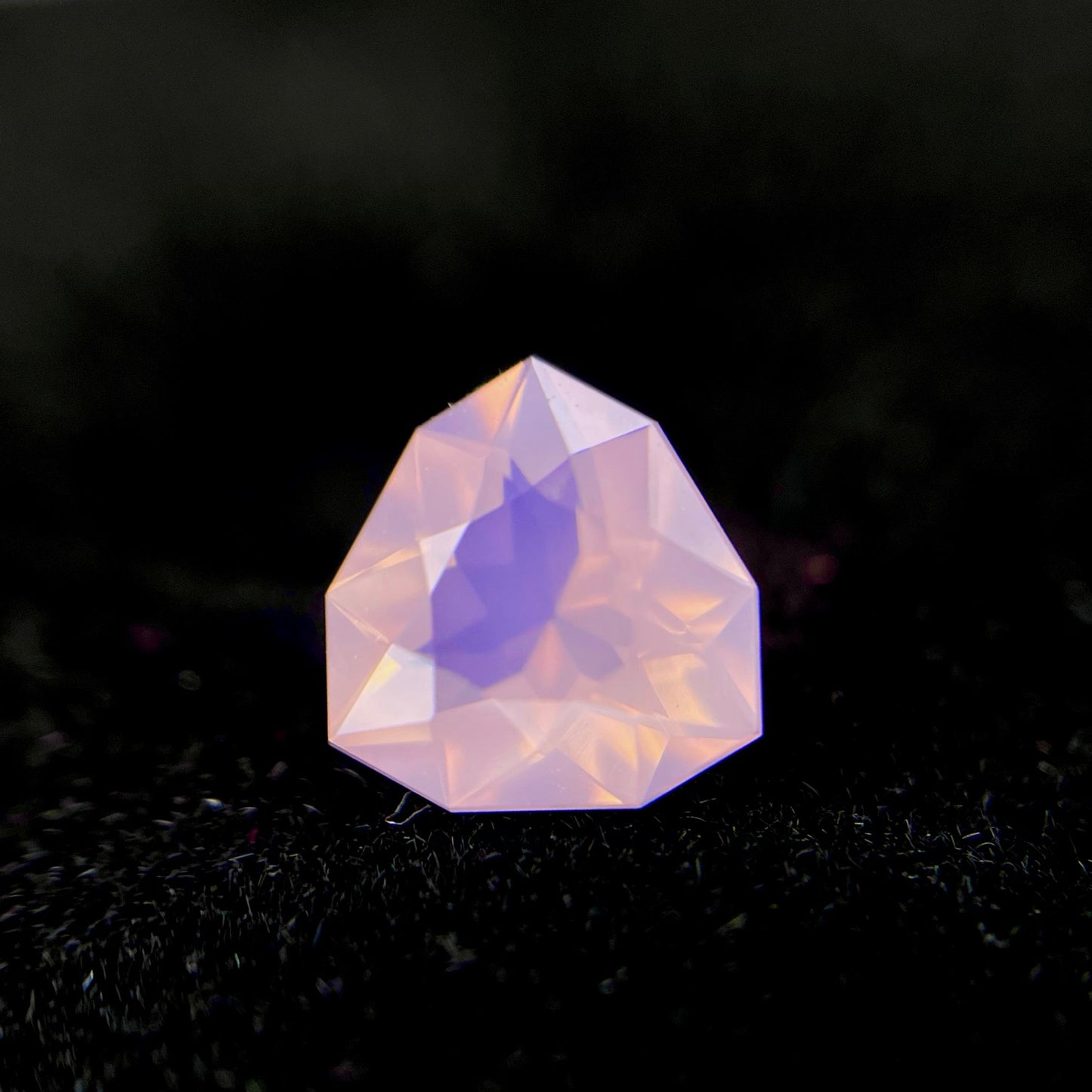 きゃわいい🤤ファンシートリリアントのピンクオパール0.524ct✨ピアッちゃん作品 💖4/14チハルームご紹介作品💖【まだまだ個展は終わらない!特別プライス】