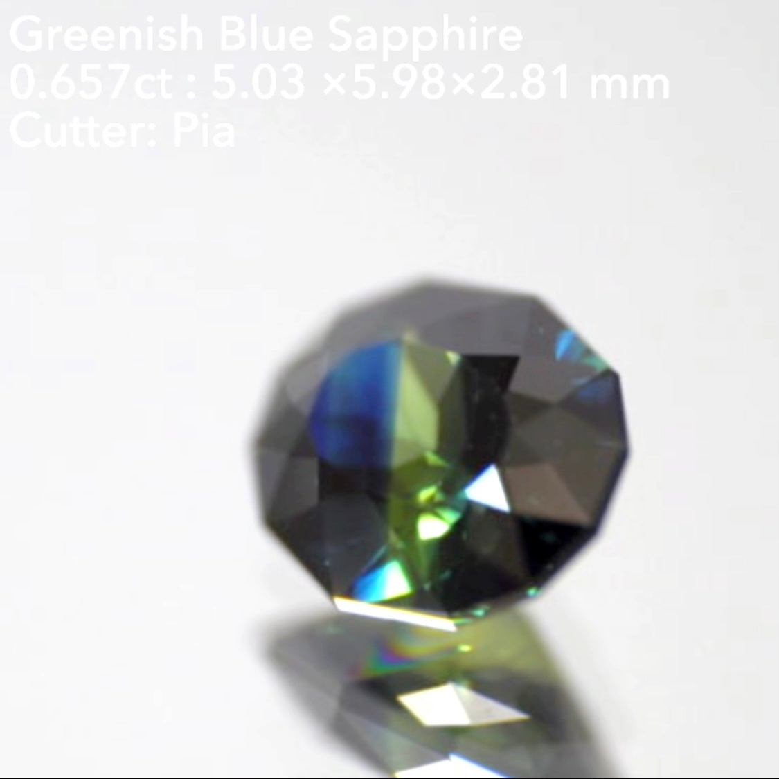 ハッキリ分かれる二つの美色✌️グリニッシュブルーサファイア0.657ct💎ピアッちゃん作品👍ブラックフライデー特価でご紹介です♪