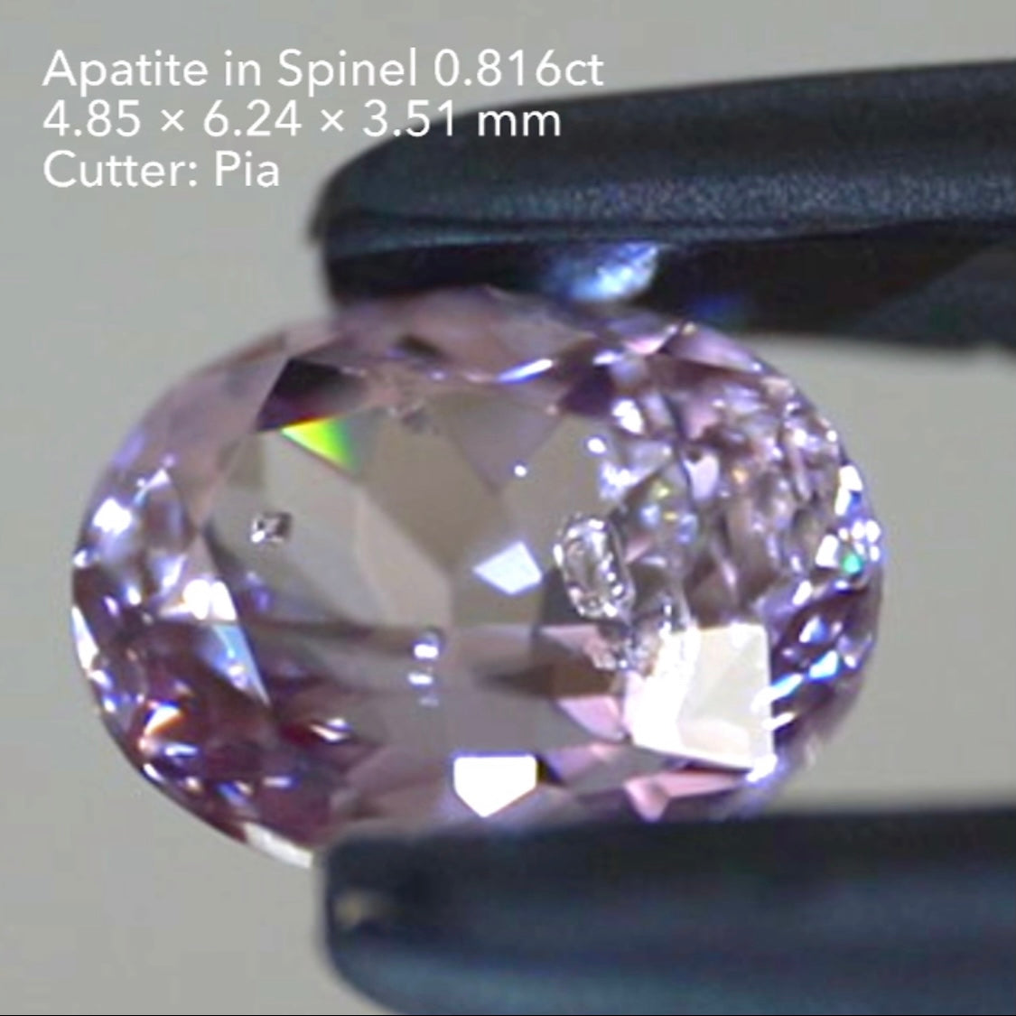 【SOLD OUT】カットもインクルもキラッキラ✨アパタイトinスピネル0.816ct💎ピアッちゃん作品