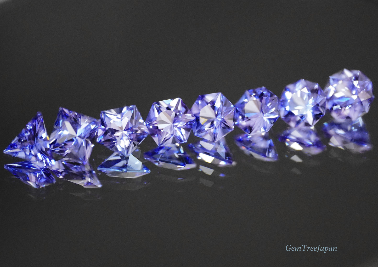 ピアッちゃん作品「タンザナイト“多角セット”」8個2.28ct✨ 10/30スタート〜11/30終了🤣