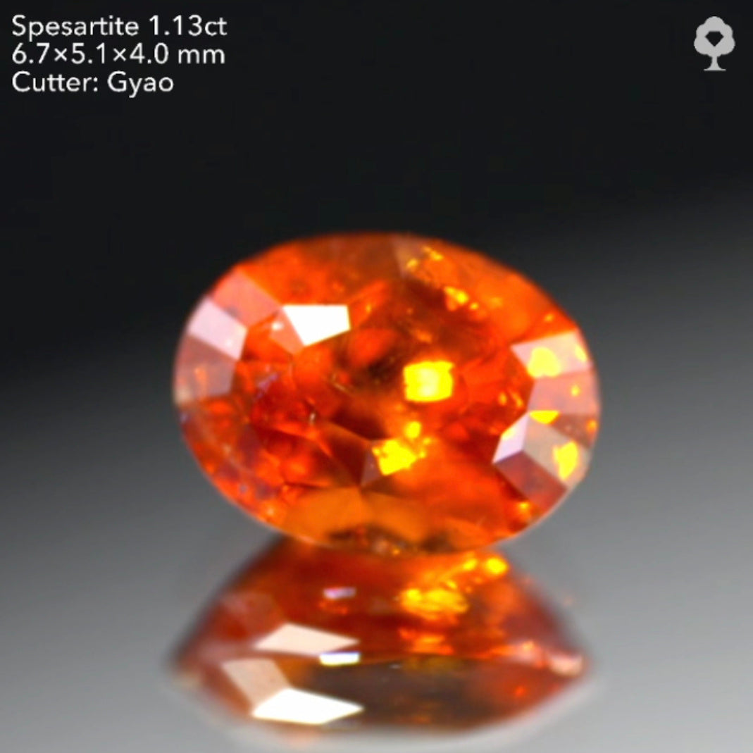 【SOLD OUT】テーブル小さめ変則キューブカット🎁✨色テリカット抜群のタンジェリン(スペサタイト)ガーネット1.13ct✨ゲオちゃん作品