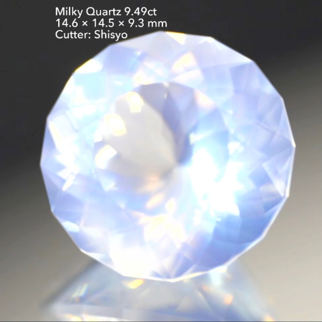 十六角形🌖お月様のような“いざよい”ミルキークォーツ 9.49ct 師匠作品👍GTJ名物【HPオークション】こちらはクーポンはごめんなさい🙏