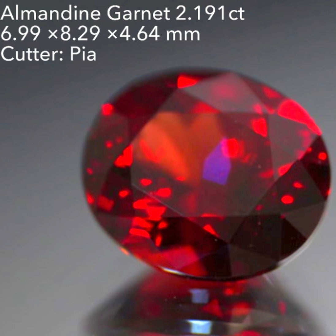 【SOLD OUT】ロマンを感じる深い赤✨レッドアルマンディンガーネット2.191ct💎ピアッちゃん作品👍