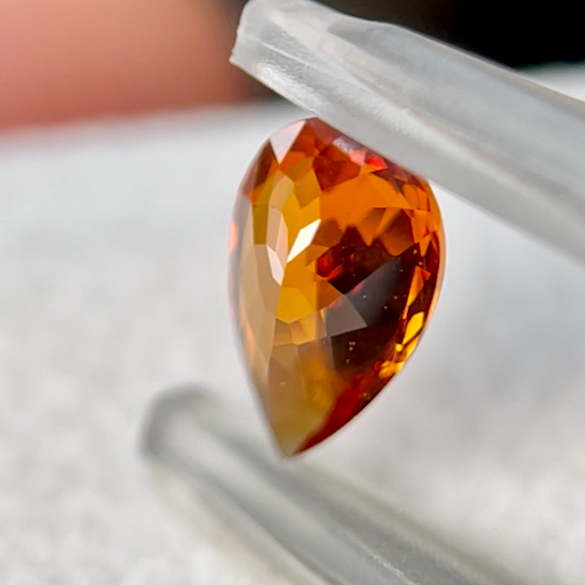 【お客様専用ページ】スペサタイトガーネット 0.98 ct、ルースケース小5個