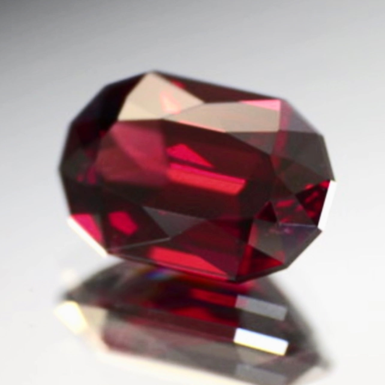 パイラルスパイト(3種混合)ガーネット♪希少レッドマラヤ1.924ct💎ピアッちゃん作品✨