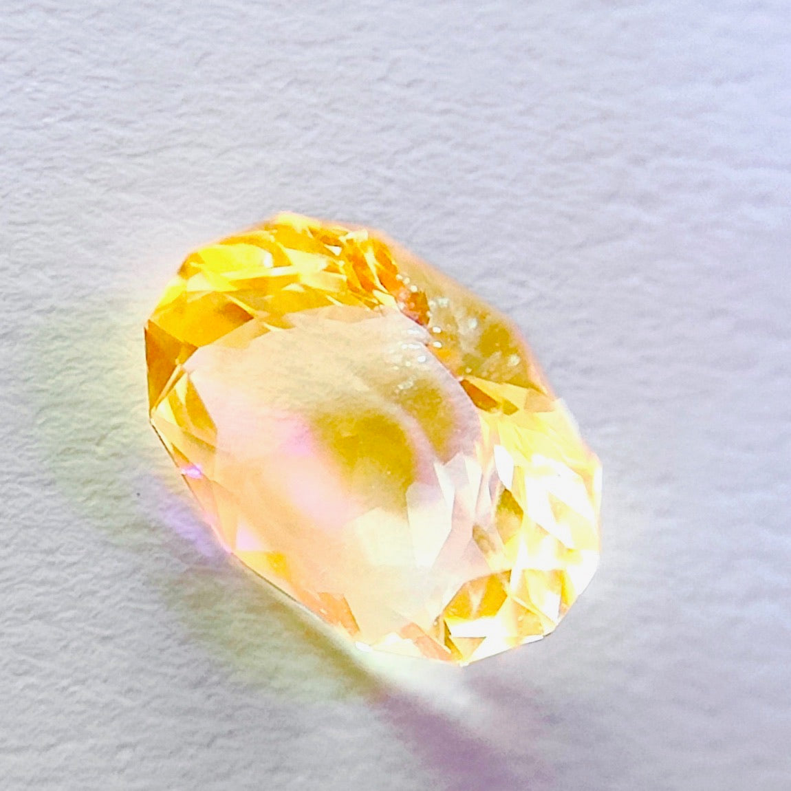 【ご落札者様専用】大人気✨激変イエロー!夜空に瞬く星の煌めき★UVだけでなくカラーレスの輝きも抜群の美カット★スキャポライト0.511ct ピアッちゃん作品