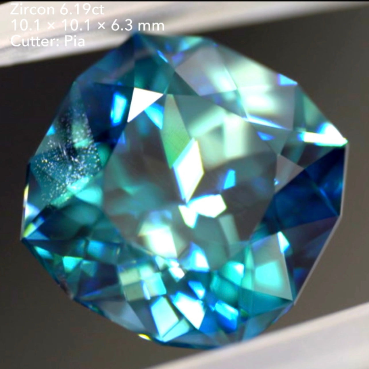 魅力ポイント満載👌大粒ブルージルコン6.19ct💎✨ピアッちゃん作品👍