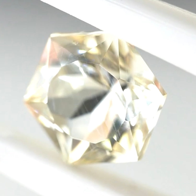【💖GTCより特別出品💖】六花ラブラドライト 0.99ct✨師匠作品