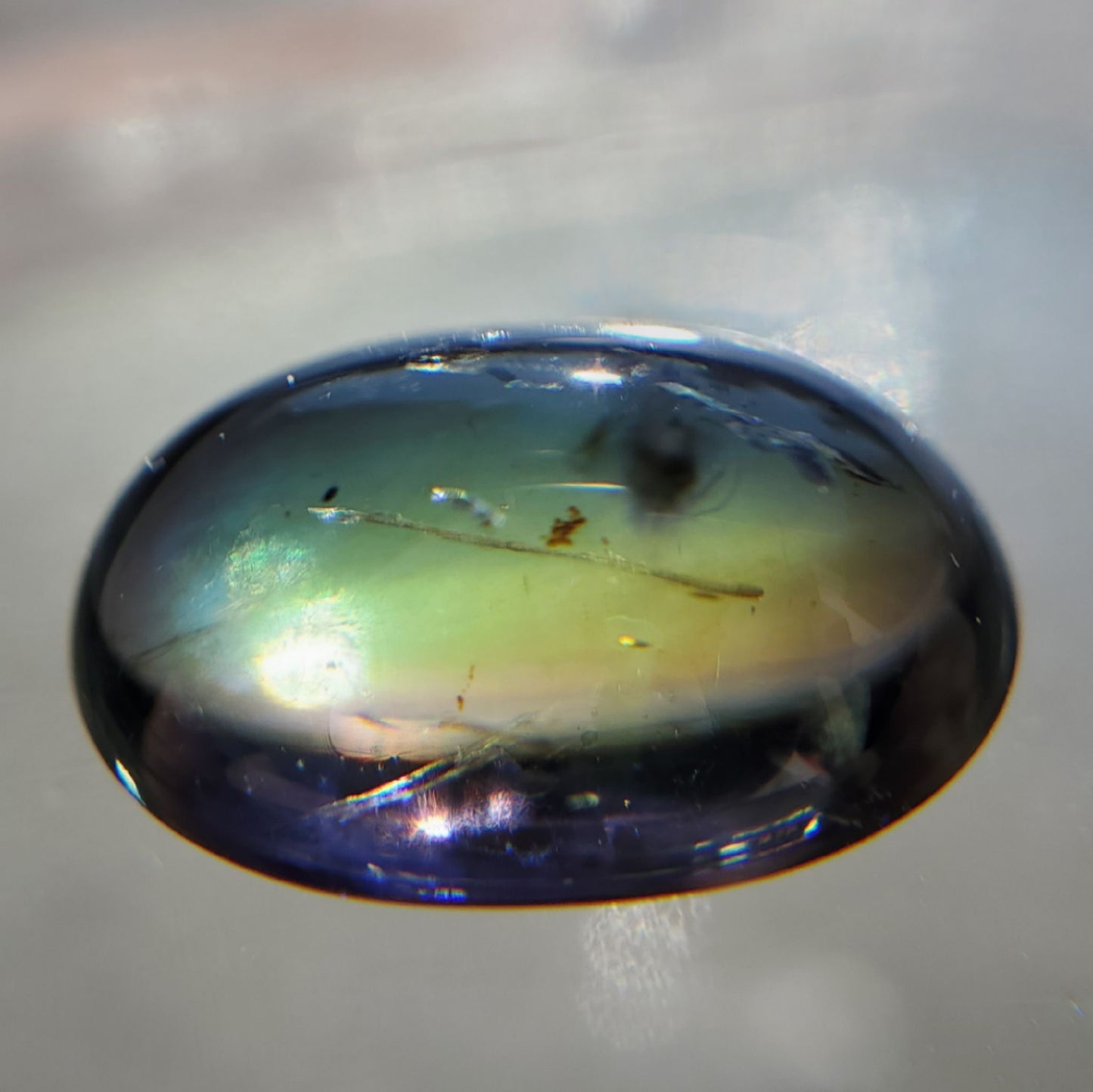 夜空に浮かぶ箒星(ほうきぼし)☄️彗星アイオライト2.42ct✨