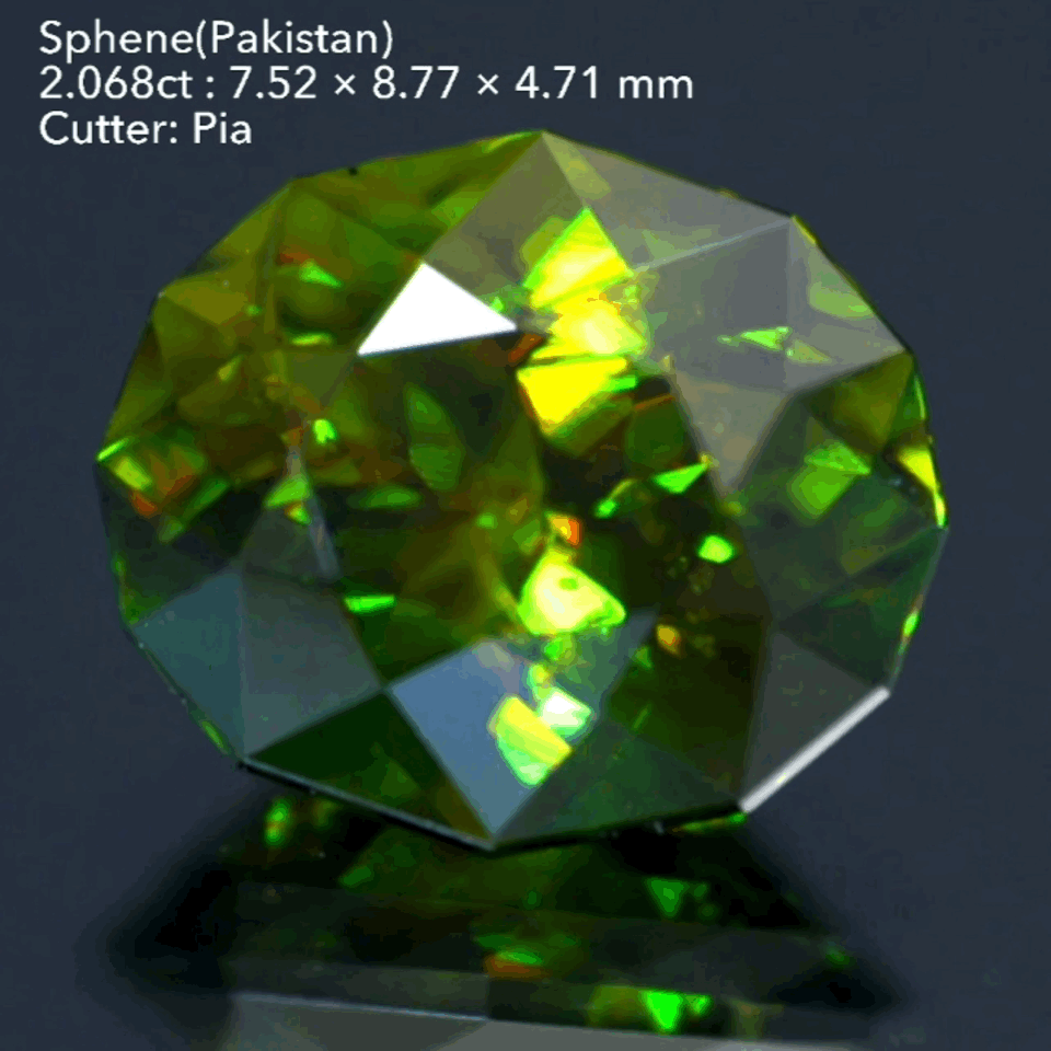 【SOLD OUT】これぞGTQスフェーン👍色もファイアーも完璧です👏パキスタン産2.068ct💎ピアッちゃん作品✨こちらはお問合せ一番乗り特価でご紹介です♪