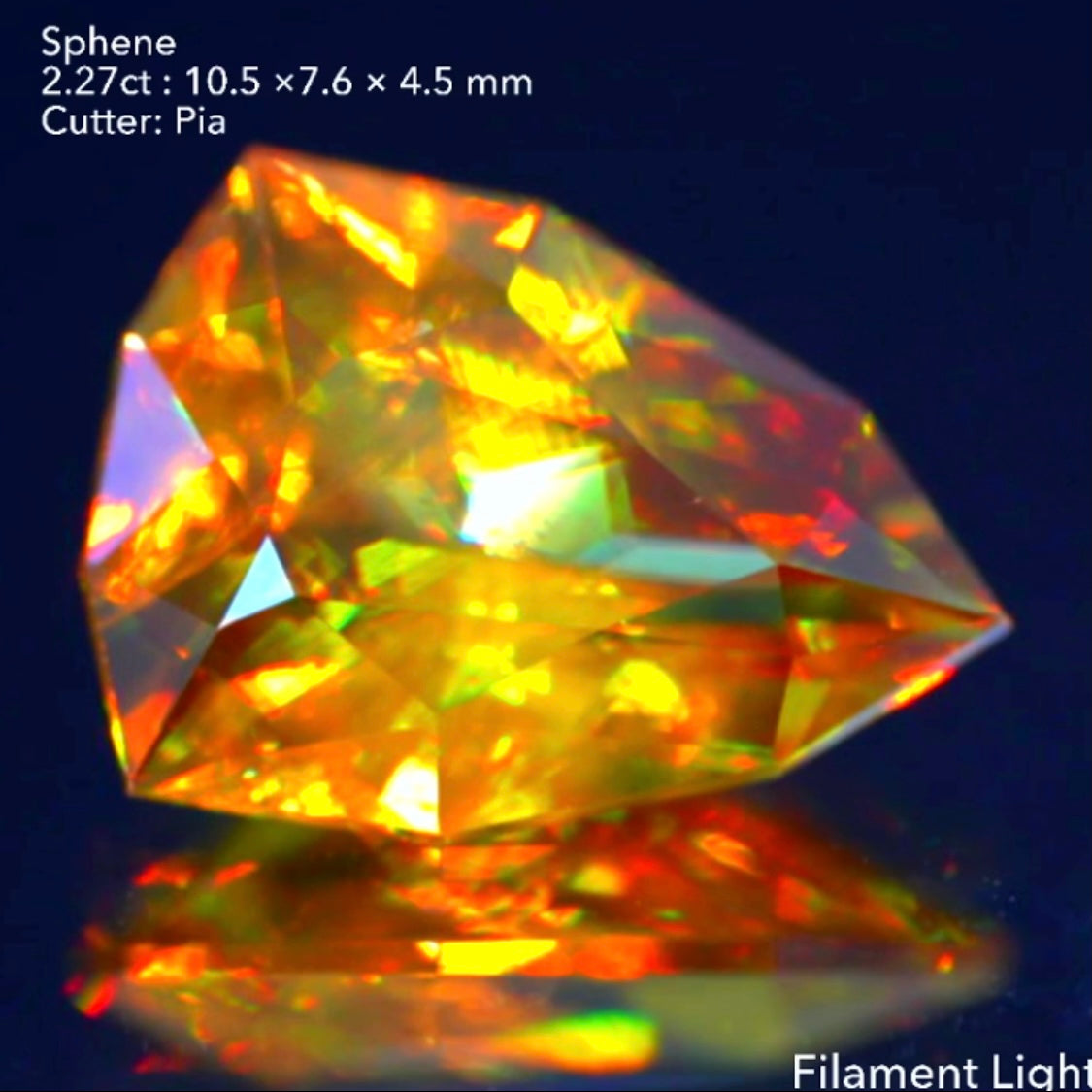 煌めく槍型✨マダガスカル産スフェーン2.27ct💎ピアッちゃん作品