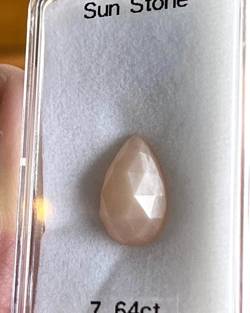 サンストーン 7.64 ct 師匠作品 ユサコレ放出🦐