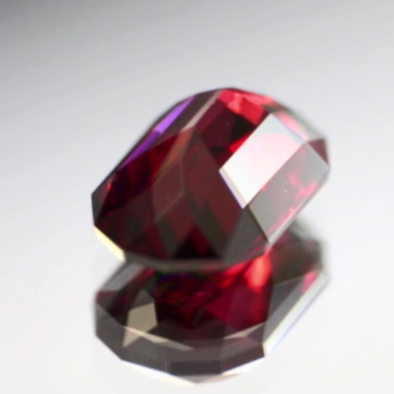 パイラルスパイト(3種混合)ガーネット♪希少レッドマラヤ1.924ct💎ピアッちゃん作品✨