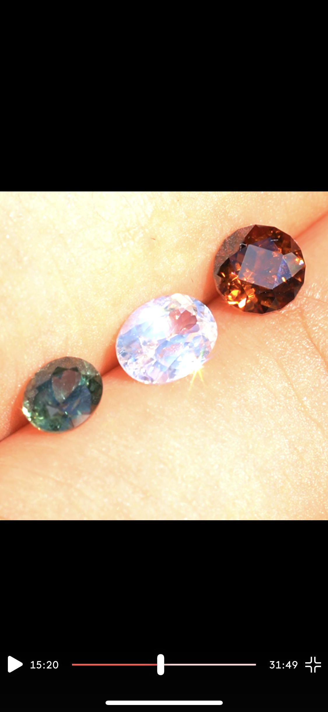 第2スタジオからご紹介✌️溢れ出る無色の煌めき✨カラーレスジルコン 1.15ct💎ピアッちゃん作品👍突如開催❗️GTJ名物【時短オークション】こちらはクーポンはごめんなさい🙏