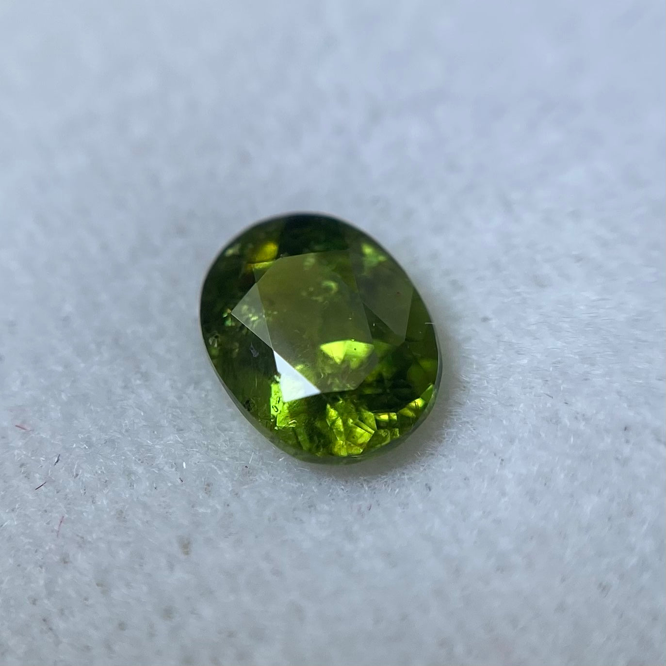 【“みどりの日”特別オークションその3】💖虹入🌈アイドクレース(ベスビアナイト)0.32ct☀️💎レイちゃん作品✨【5/1YouTubeライブご紹介作品】