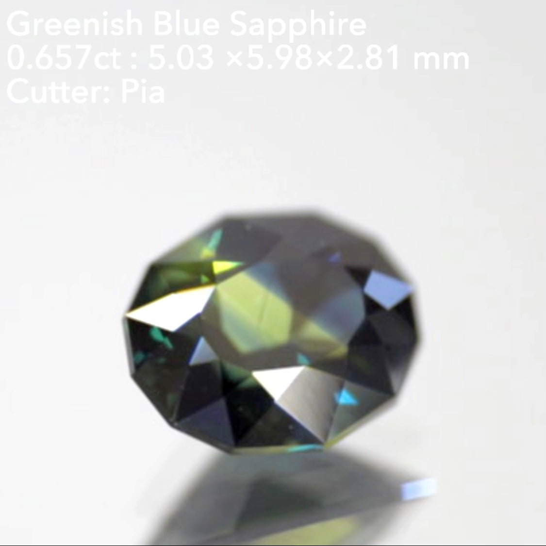 ハッキリ分かれる二つの美色✌️グリニッシュブルーサファイア0.657ct💎ピアッちゃん作品👍ブラックフライデー特価でご紹介です♪